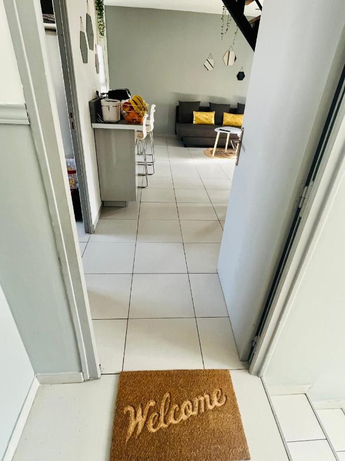 Superbe Duplex Design Neuf 2 Chambres, Climatise Tout Confort, Facile D,Acces Stationnement Gratuit Marseille Exteriér fotografie